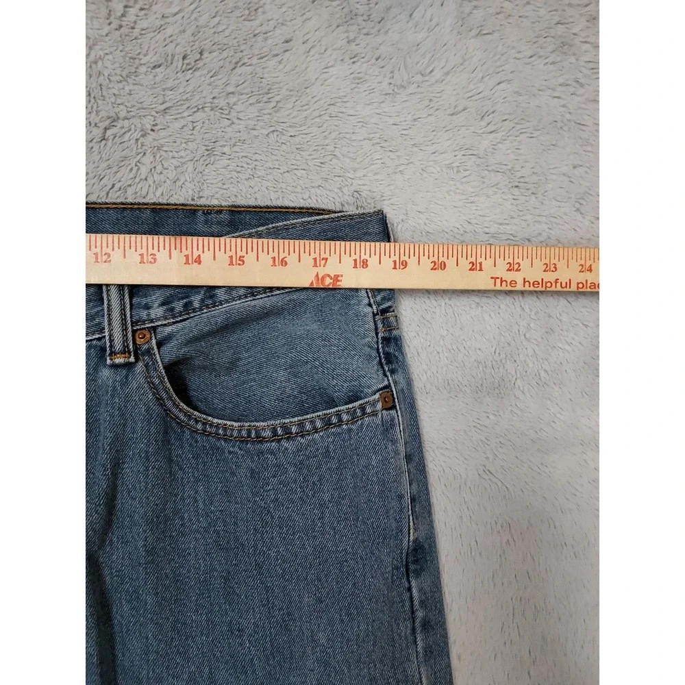 Levis item fair